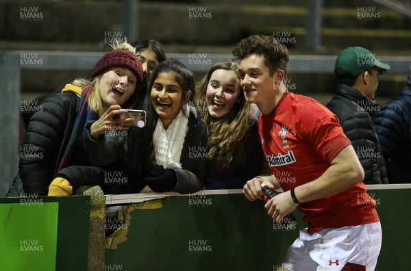 020218 - Wales U20s v Scotland U20s - Natwest 6 Nations - Joe Goodchild of Wales takes a selfie with fans