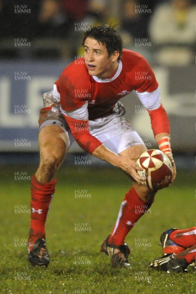 13.02.09 - Wales U20 v England U20 - Under 20 Six Nations 2009 - Wales' Rhys Downes. 