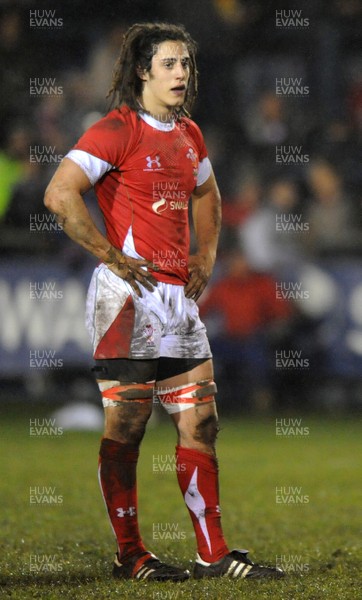 13.02.09 - Wales U20 v England U20 - Under 20 Six Nations 2009 - Wales' Josh Navidi. 