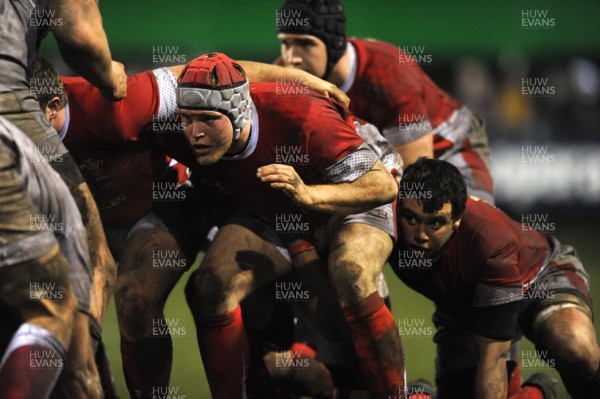 13.02.09 - Wales U20 v England U20 - Under 20 Six Nations 2009 - Wales' Aaron Coundley and Jake Thomas. 