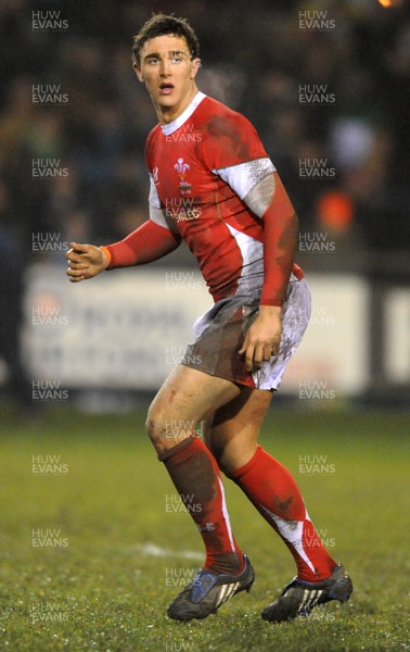 13.02.09 - Wales U20 v England U20 - Under 20 Six Nations 2009 - Wales' Ashley Beck. 