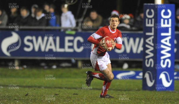 13.02.09 - Wales U20 v England U20 - Under 20 Six Nations 2009 - Wales' Jason Tovey. 