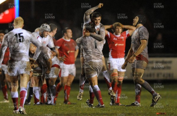 13.02.09 - Wales U20 v England U20 - Under 20 Six Nations 2009 - England celebrate win. 