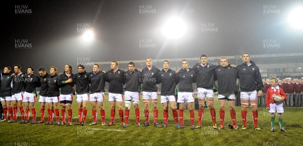 13.02.09 - Wales U20 v England U20 - Under 20 Six Nations 2009 - Wales line up for the anthems. 