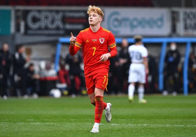 290322 - Wales U21 v Bulgaria U21 - 2023 UEFA Under 21 Euro Qualifying Round - Samuel Pearson of Wales celebrates scoring goal