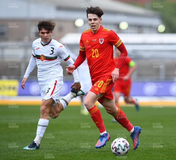 290322 - Wales U21 v Bulgaria U21 - 2023 UEFA Under 21 Euro Qualifying Round - Rhys Hughes of Wales