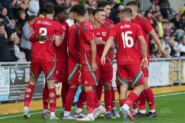 080925 - Wales U21 v Denmark U21 - 2027 UEFA U21 EURO Qualifying - Tanatswa Nyakuhwa of Wales U-21 celebrates scoring his teams first goal