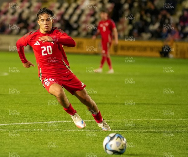 080925 - Wales U21 v Denmark U21 - 2027 UEFA U21 EURO Qualifying - Gabriele Biancheri of Wales U-21 chases down a loose ball
