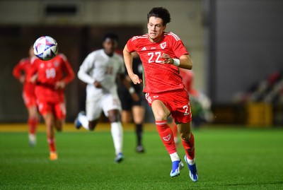 201123 - Wales U21 v Denmark U21 - European Under-21 Championship 2025 Qualifier - Christopher Popov of Wales
