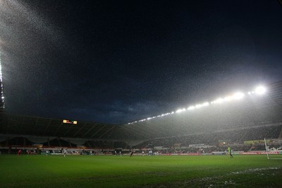 190514 - Wales U21 v England U21 - UEFA Under 21 Qualifying Match - The rain thunders down at the Liberty Stadium 