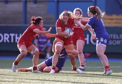 180426 - Wales U21 v France U21, Women's Under-21 Six Nations Summer Series - Alaw Pyrs of Wales takes on Marie Morland of France
