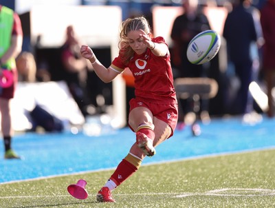 180426 - Wales U21 v France U21, Women's Under-21 Six Nations Summer Series - Hanna Marshall of Wales takes a conversion