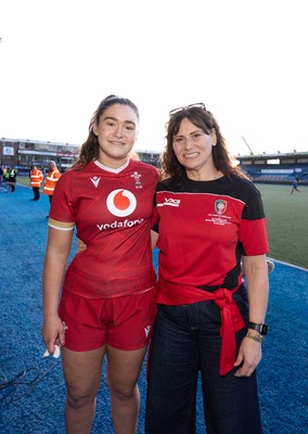180426 - Wales U21 v France U21, Women's Under-21 Six Nations Summer Series - Wales captain Gwennan Hopkins with mother Anwen
