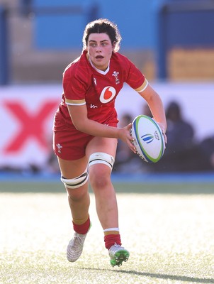 180426 - Wales U21 v France U21, Women's Under-21 Six Nations Summer Series - Lucy Isaac of Wales