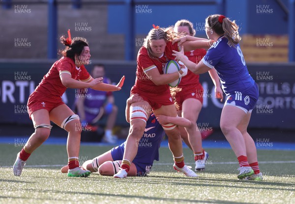 180426 - Wales U21 v France U21, Women's Under-21 Six Nations Summer Series - Alaw Pyrs of Wales takes on Marie Morland of France