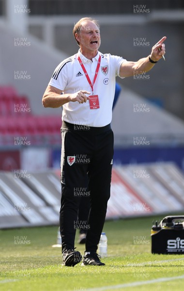140622 - Wales U21 v Gibraltar U21, Under 21 European Championship Qualifying -Wales U21 coach Paul Bodin issues instructions during the match