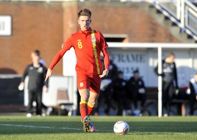 060213 - Wales v Iceland - Friendly U21 International  -  Emyr Huws of Wales 