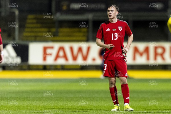220324 - Wales U21 v Lithuania U21 - 2025 UEFA Euro U21 Championship qualifier - Luke Harris of Wales in action
