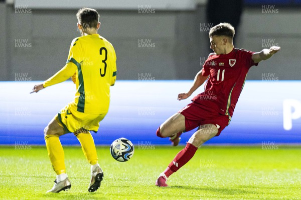 220324 - Wales U21 v Lithuania U21 - 2025 UEFA Euro U21 Championship qualifier - Patrick Jones of Wales in action