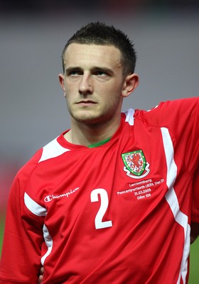 31.03.09 - Wales U21v Luxembourg U21, UEFA Under 21 Championship 2011, Llanelli -  Wales' Neal Eardley   