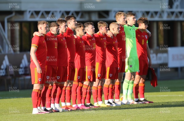 040621 - Wales U21 v Moldova U21, UEFA U21 EURO 2023 Qualifying Match - The Wales team lineup for the anthems at the start of the match