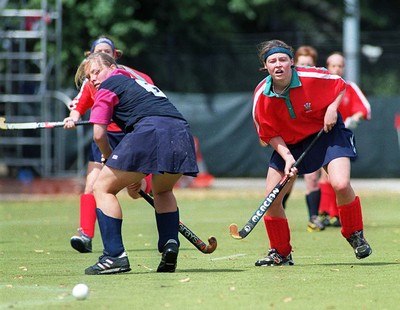 250798 - Wales U21 v Scotland U21 -  Janelle Lowe of Wales gets the ball past Kirsty Murray 