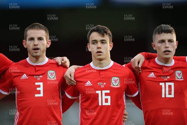 161018 - Wales U21 v Switzerland U21, European U21 Championship 2019 Qualifier -  Rhys Norrington-Davies of Wales, Robbie Burton of Wales and Nathan Broadhead of Wales