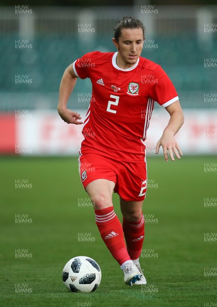 161018 - Wales U21 v Switzerland U21, European U21 Championship 2019 Qualifier -  Aaron Lewis of Wales
