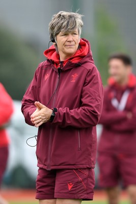 100526 - Wales U21 Women v Ireland U21 Women - Six Nations Women's U21 Series - Liza Burgess, Wales Women's Head Coach