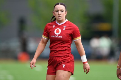 100526 - Wales U21 Women v Ireland U21 Women - Six Nations Women's U21 Series - Sian Jones of Wales Women