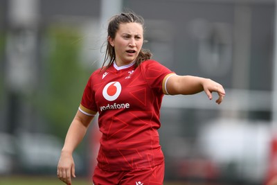 100526 - Wales U21 Women v Ireland U21 Women - Six Nations Women's U21 Series - Robyn Davies of Wales Women