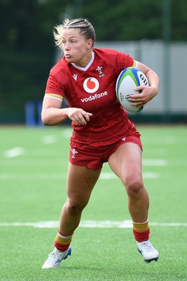 100526 - Wales U21 Women v Ireland U21 Women - Six Nations Women's U21 Series - Amy Williams of Wales Women