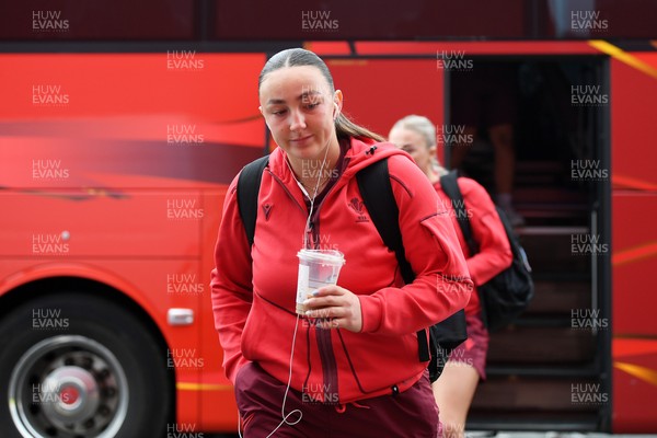 100526 - Wales U21 Women v Ireland U21 Women - Six Nations Women's U21 Series - The Wales squad arrive ahead of the game