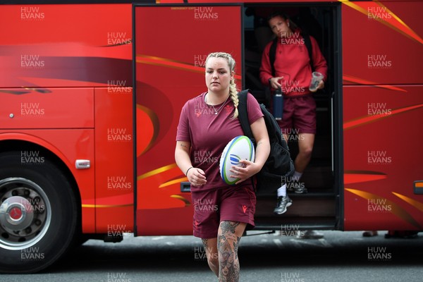 100526 - Wales U21 Women v Ireland U21 Women - Six Nations Women's U21 Series - The Wales squad arrive ahead of the game