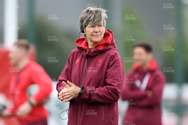 100526 - Wales U21 Women v Ireland U21 Women - Six Nations Women's U21 Series - Liza Burgess, Wales Women's Head Coach
