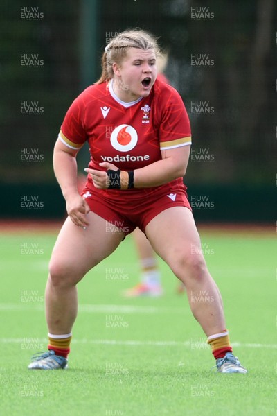100526 - Wales U21 Women v Ireland U21 Women - Six Nations Women's U21 Series - Elizabeth Cook of Wales Women