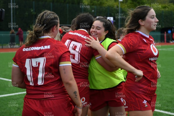 100526 - Wales U21 Women v Ireland U21 Women - Six Nations Women's U21 Series - Wales players at full time