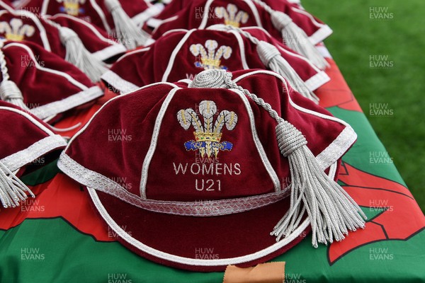 100526 - Wales U21 Women v Ireland U21 Women - Six Nations Women's U21 Series - Wales women U21’s cap