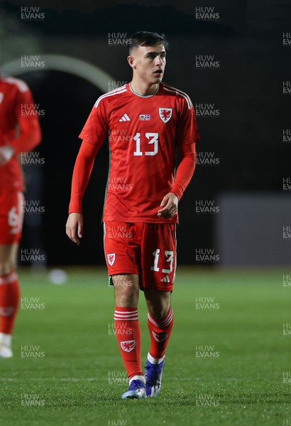161123 - Wales U21s v Iceland U21s - UEFA U21s Qualifying Round - Luke Harris of Wales 