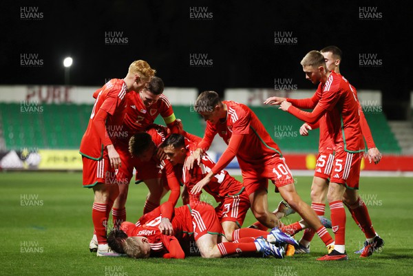 161123 - Wales U21s v Iceland U21s - UEFA U21s Qualifying Round - Joseph Low of Wales celebrates scoring a goal with team mates