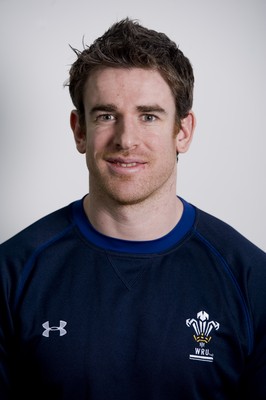 07.02.11 - Wales Under Under 18 Squad 2011 - Eifion Roberts (Conditioning Coach) 