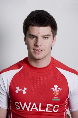 07.02.11 - Wales Under Under 18 Squad 2011 - Lewis Young. 