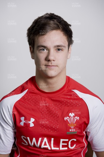 07.02.11 - Wales Under Under 18 Squad 2011 - Alex Schwarz. 