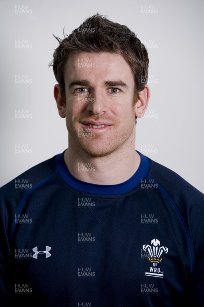 07.02.11 - Wales Under Under 18 Squad 2011 - Eifion Roberts (Conditioning Coach) 