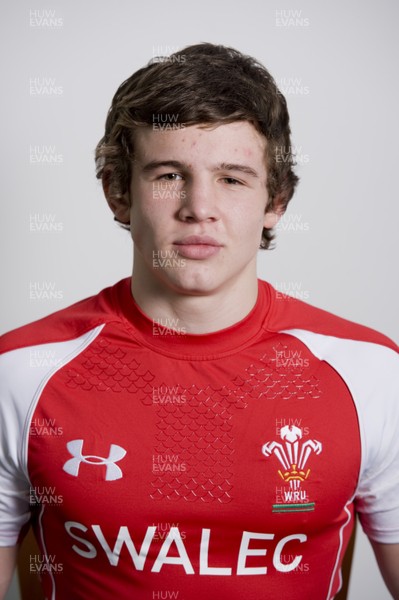 07.02.11 - Wales Under Under 18 Squad 2011 - Elliot Dee. 