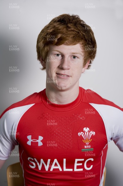 07.02.11 - Wales Under Under 18 Squad 2011 - Rhys Patchell. 