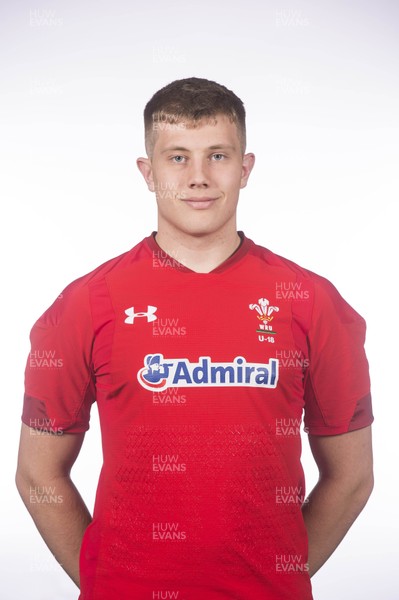 130319 - Wales Under 18 Squad - Ben Carter