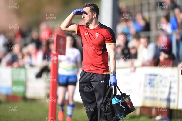 260317 - Wales Under 18 v England Under 18 - Physio Ben Warburton