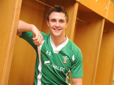 29.01.09 - Wales under 20 Rugby Ashley Beck of Ospreys who has been named in a 'leadership group'by head Coach Phil Davies in Wales' Under 20s Six Nations squad 