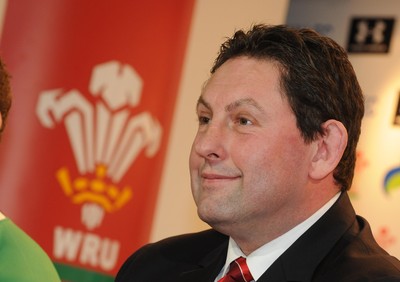 29.01.09 - Wales under 20 Rugby Head Coach Phil Davies names players to lead Wales' Under 20s Six Nations bid 